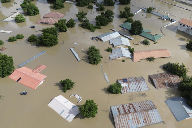 TOPSHOT-NIGERIA-FLOOD 