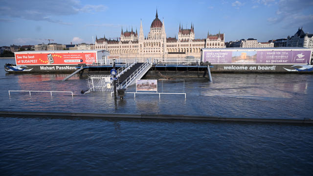 HUNGARY-WEATHER-FLOOD 