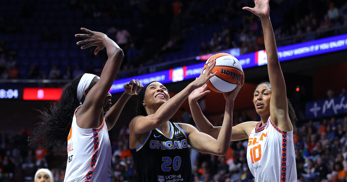 Sky eliminated from playoff contention after being throttled by Connecticut Sun