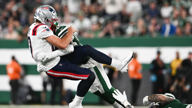 New England Patriots v New York Jets 