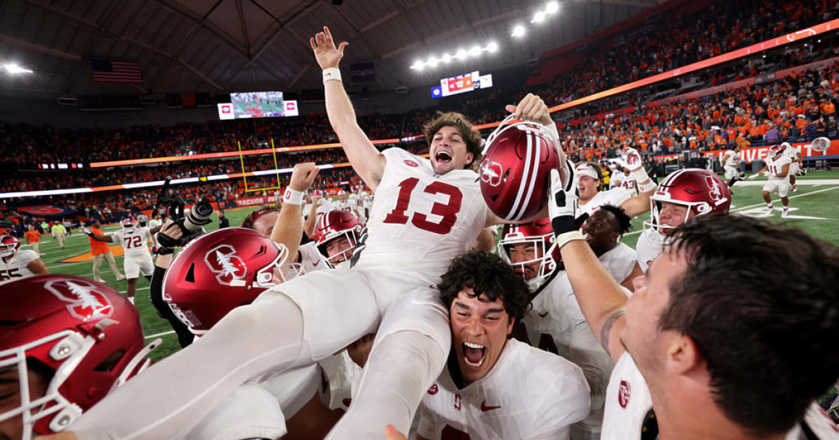 A field goal by Emmet Kenney as time expires helps Stanford to victory over Syracuse