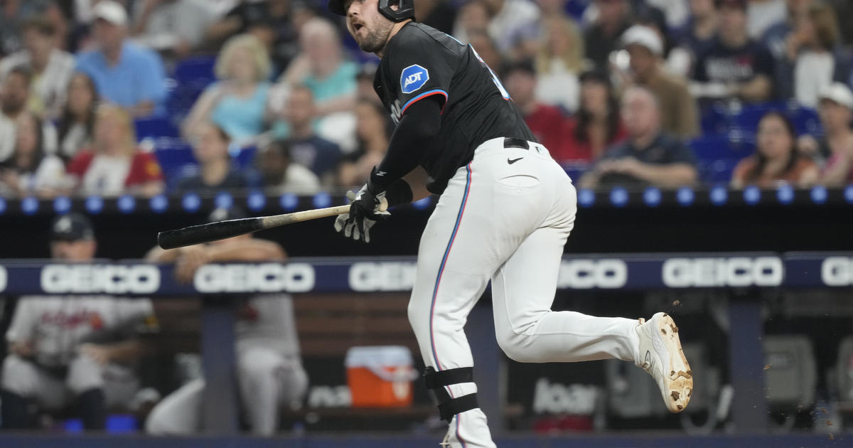 Jake Burger dents Atlanta Braves’ playoff chances, help Miami Marlins to 4-3 win