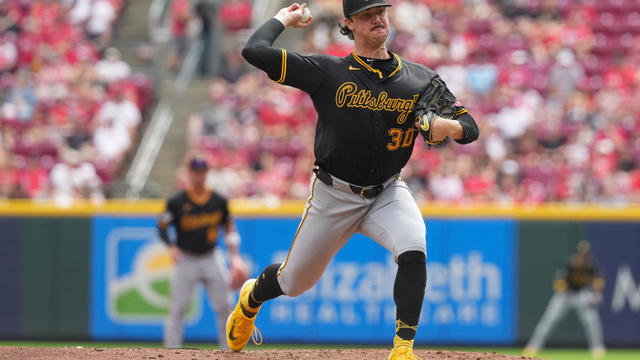 Pittsburgh Pirates v Cincinnati Reds 