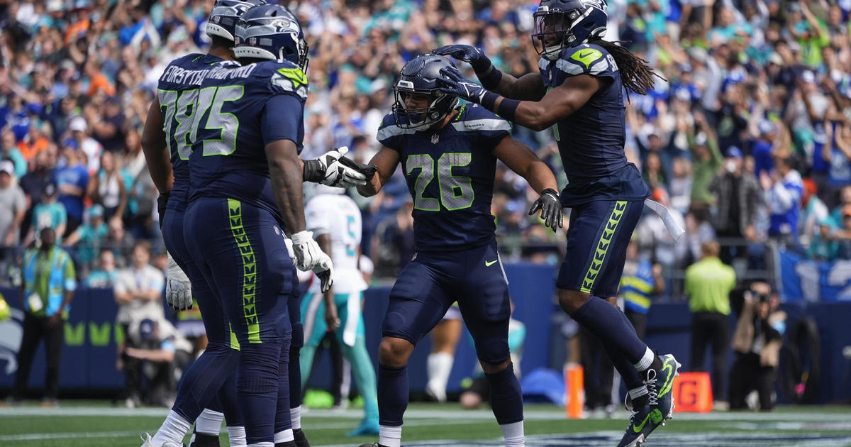 Seahawks win 24-3 over Dolphins, Miami struggles with another quarterback injury