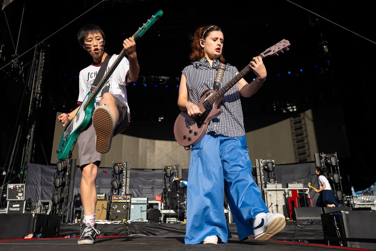 The Linda Lindas at Oracle Park