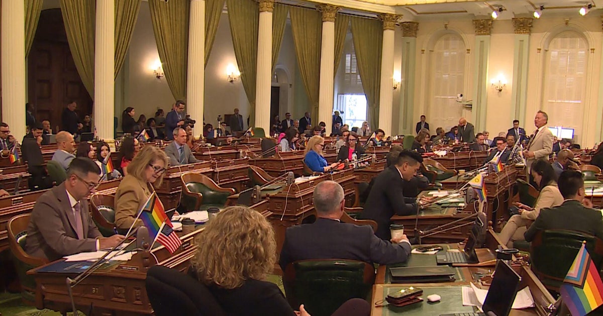 Meet the California Democrats getting money from Big Oil