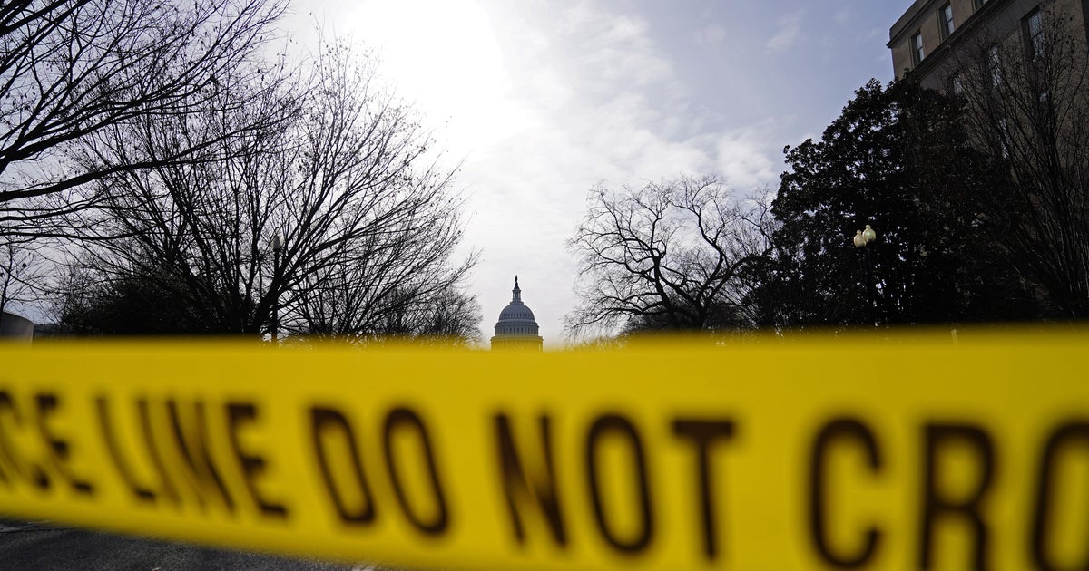 FBI report shows decrease in violent crime, increase in motor vehicle theft in 2023 FBI report shows decrease in violent crime, increase in motor vehicle theft in 2023