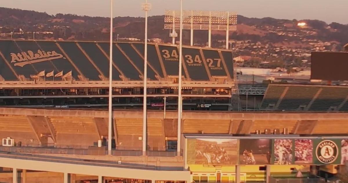 “Baseball's Last Dive Bar” prepares for final call as A's time in Oakland comes to an end