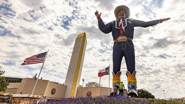 US-NEWS-TEXAS-STATEFAIR-GUNS-FT 