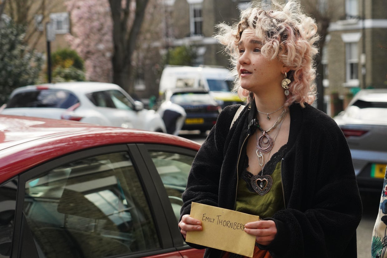 Vincent van Gogh's "Sunflowers" paintings vandalized hours after activists sentenced for similar