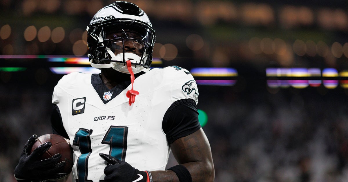 Eagles' A.J. Brown Out Against Buccaneers
