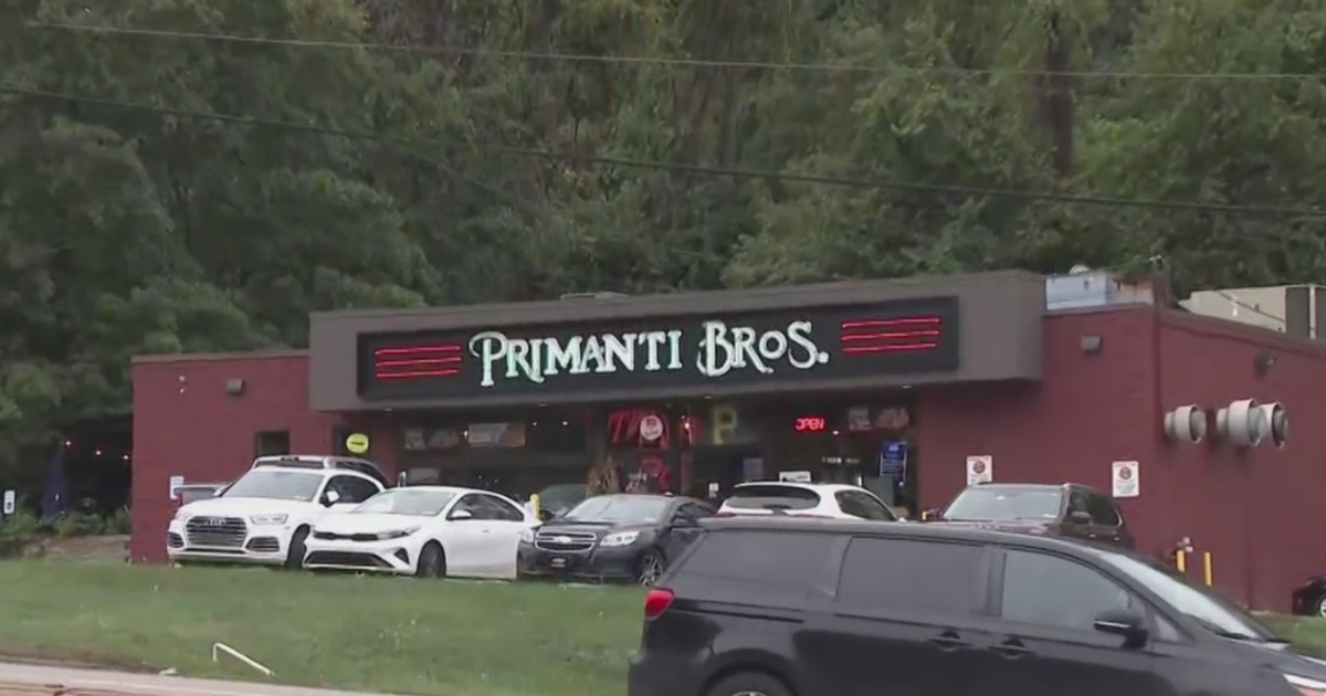 Primanti Brothers denies claim Sen. JD Vance was