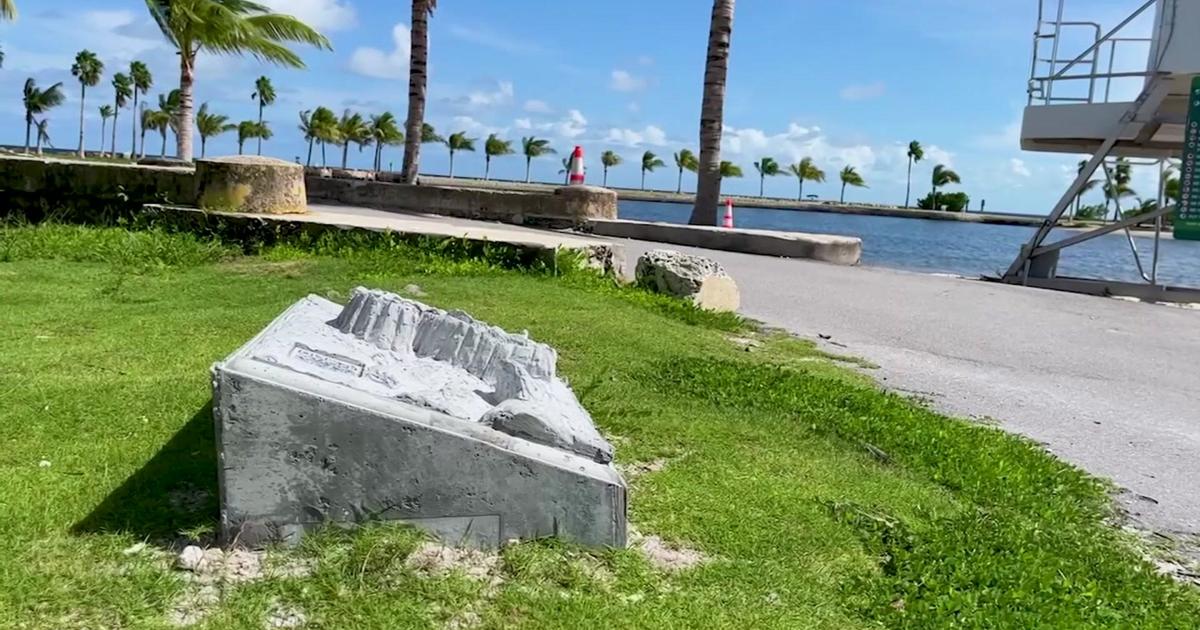 Miami artist uses concrete slabs to bring attention to South Florida’s rising sea level