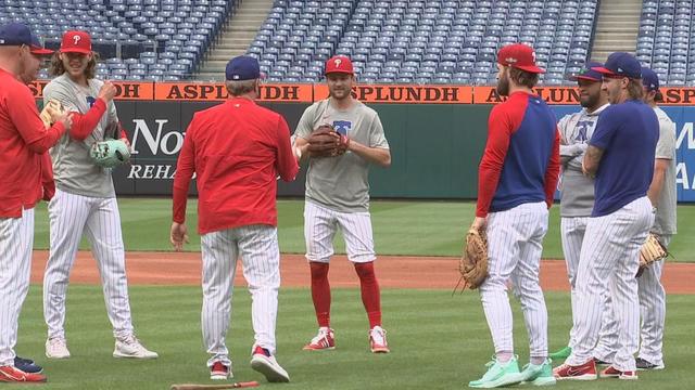 phillies-workout.jpg 