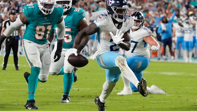 Titans Dolphins Football