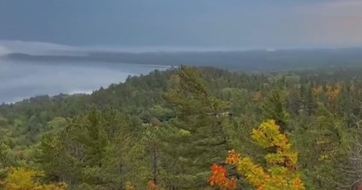 Fall foliage season kicking off in Michigan - CBS Detroit