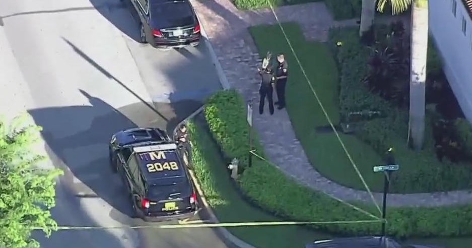Miramar police investigating shooting at apartment complex