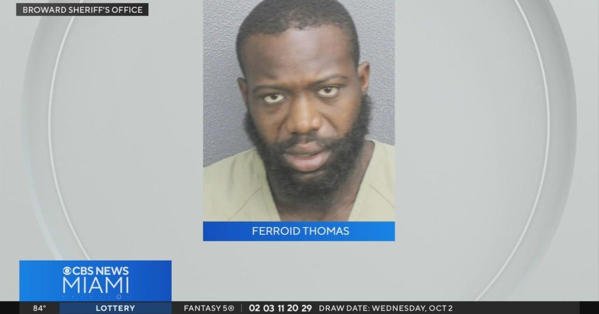 Stabbed would-be robber in custody - CBS Miami