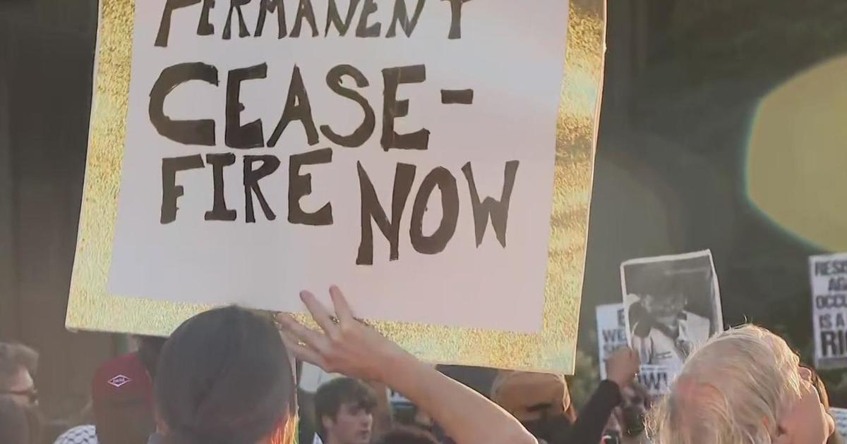 200 protesters march through Pittsburgh in support of Palestinian and