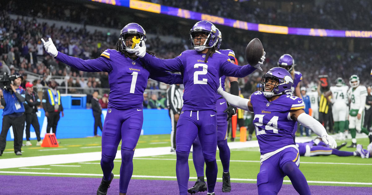 The Vikings remain undefeated after the Jets’ 23-17 loss to Rodgers in London