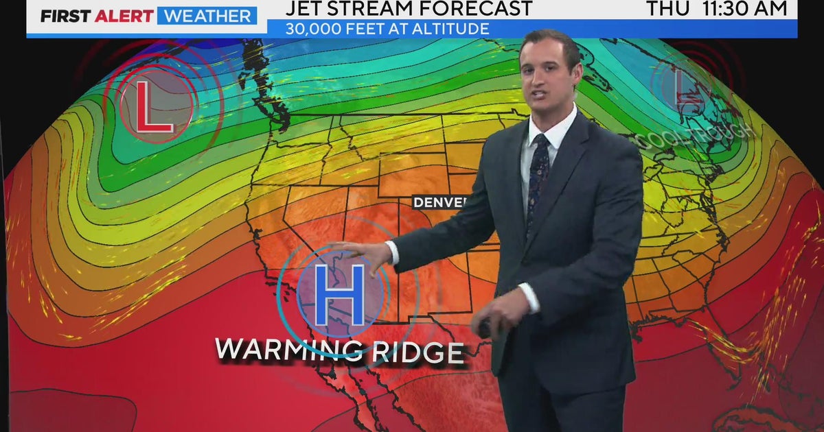 Wildfire smoke and mild temperatures on Monday in Denver - CBS Colorado