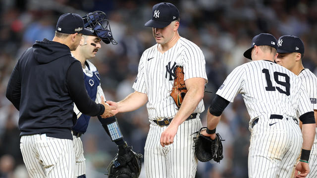 yankees-royals-carlos-rodon.jpg 