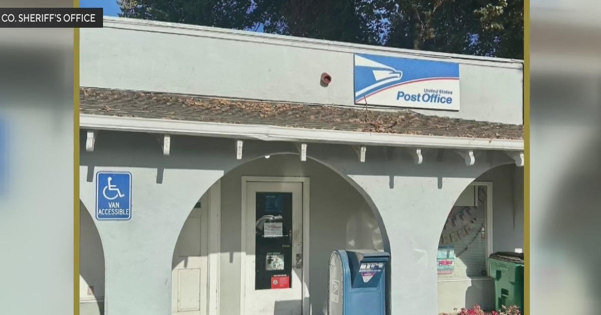 2 Sacramento County post offices burglarized