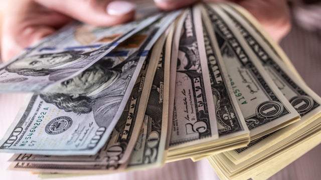 cbsn-fusion-inflation-rate-hits-lowest-point-3-years-thumbnail.jpg 