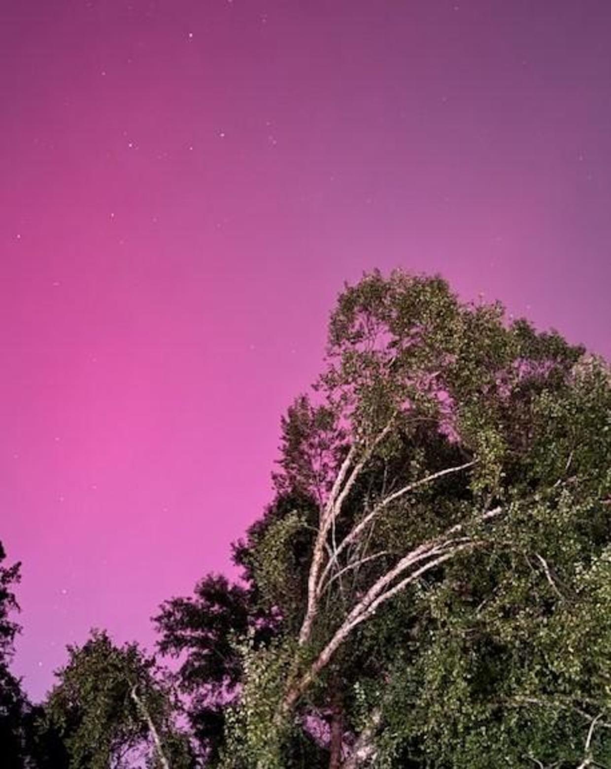 Photos show spectacular Northern Lights in Maryland