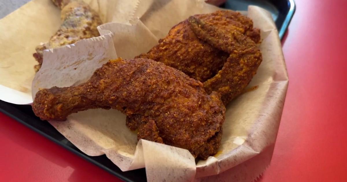 Small businesses booming as NYC bounces back from pandemic, data shows. This fried chicken spot is part of the trend.