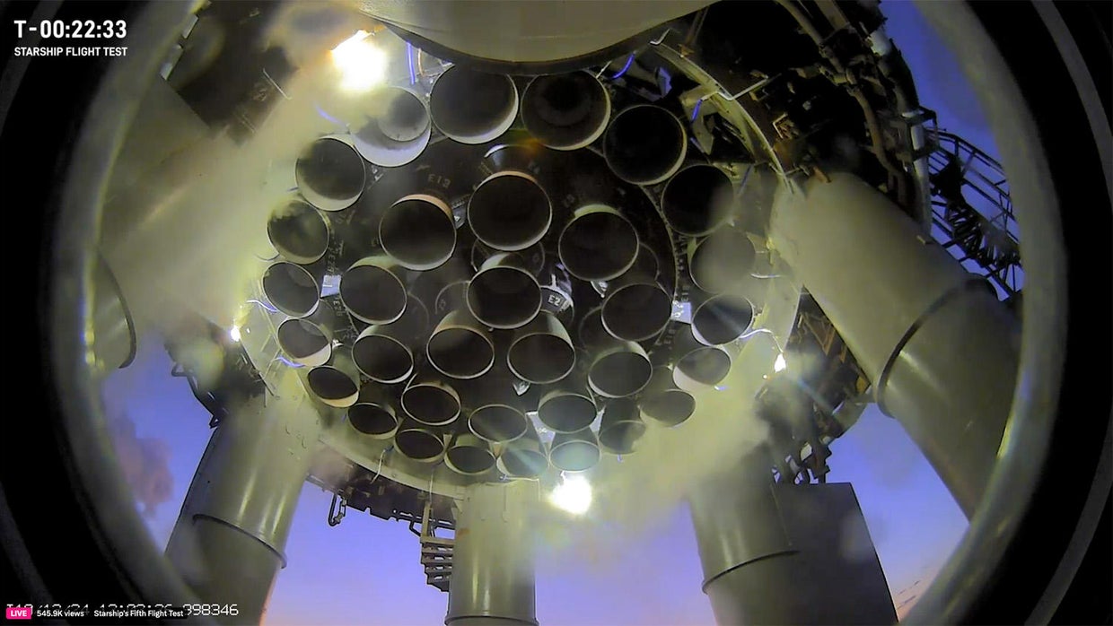 SpaceX pulls off unprecedented feat, grabs descending rocket with