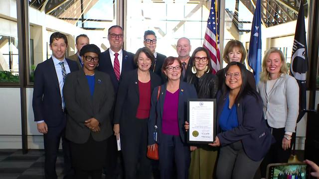 inx-hennepin-county-ends-veteran-homelessness-presser-101524.jpg 