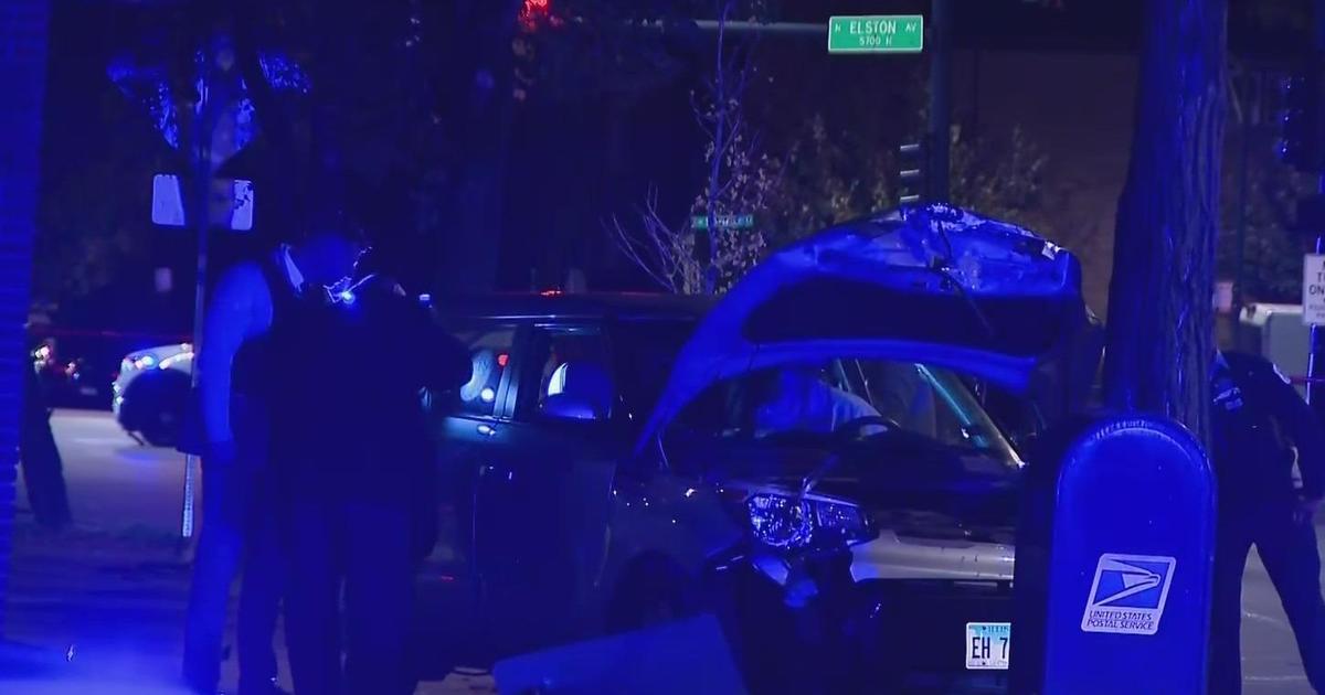 Man shot and killed, SUV crashes into tree on Chicago’s Northwest Side