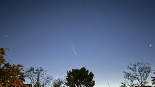 Photos show once-in-80,000-year comet streaking across Pennsylvania sky 