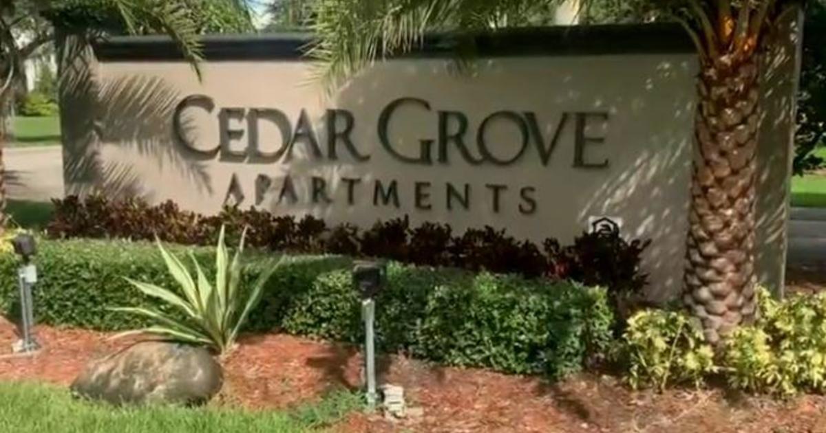 Families of 2 men killed at Miami Gardens apartment complex suing