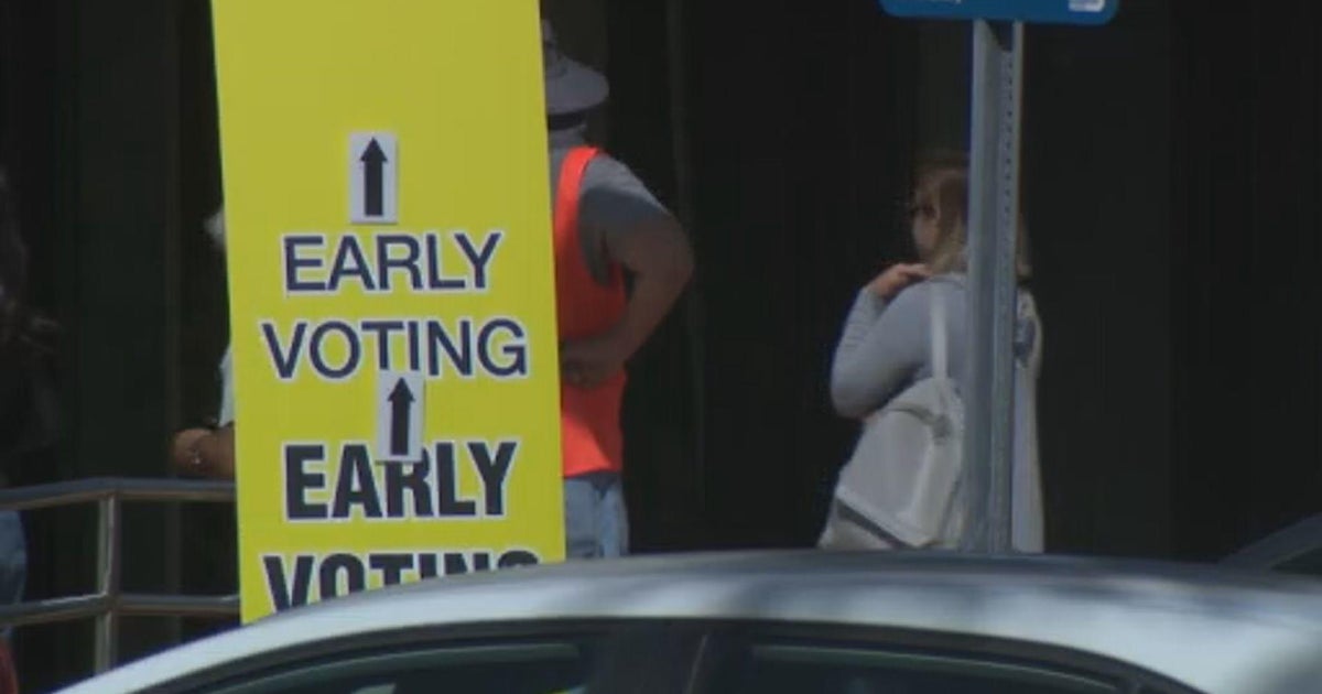 Voters across generations come out to cast their ballots early in South Florida Voters across generations come out to cast their ballots early in South Florida