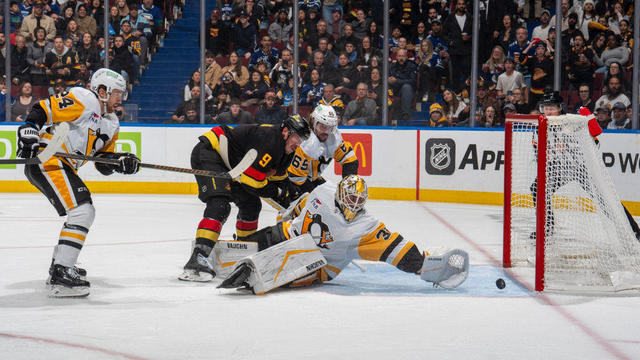 Pittsburgh Penguins v Vancouver Canucks 