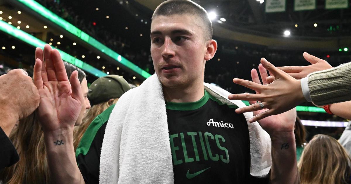 Boston Celtics' Payton Pritchard plays against young fans in viral video: "Felt  like a kid again." - CBS Boston