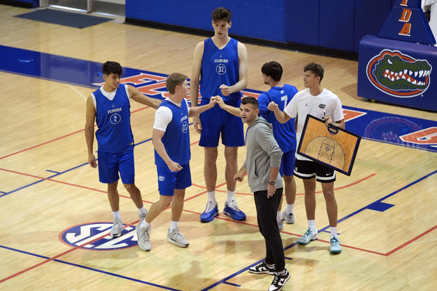 T25 World's Tallest Teenager Basketball 