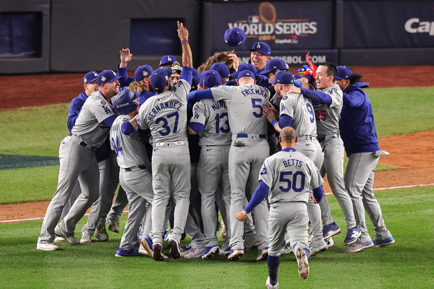 World Series - Los Angeles Dodgers v. New York Yankees - Game Five 