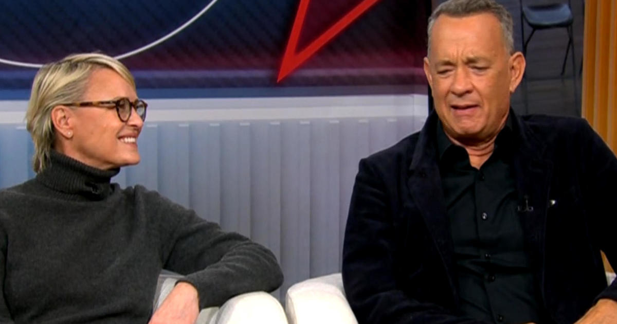 Tom Hanks and Robin Wright reunite 30 years after