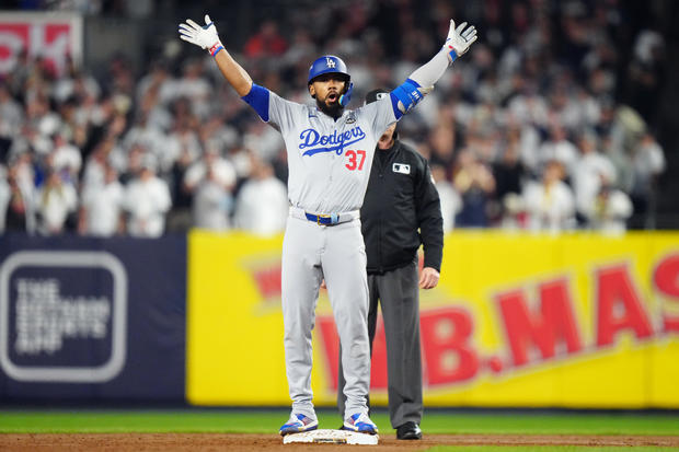 World Series - Los Angeles Dodgers v. New York Yankees - Game Five 