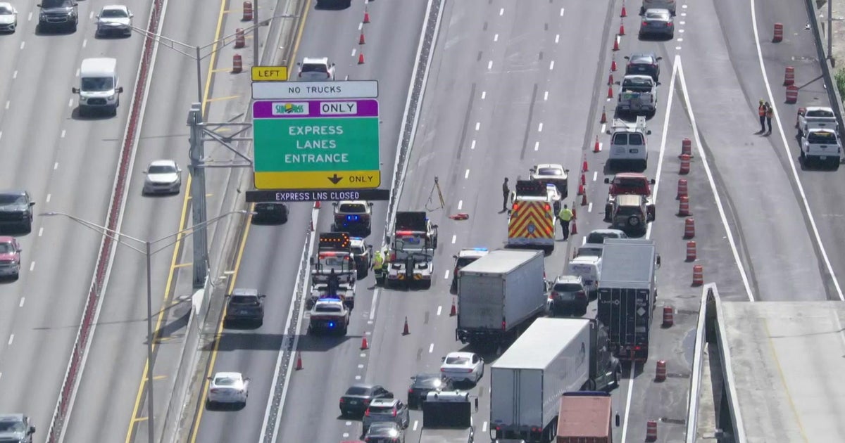 Fatal motorcycle accident shuts down Palmetto Expressway Fatal motorcycle accident shuts down Palmetto Expressway