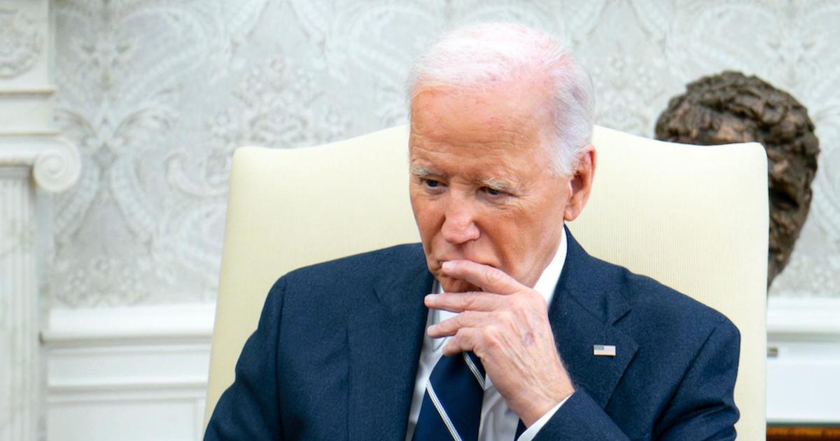 Stenographer office transcript of Biden “garbage” comment differs from press version, AP reports