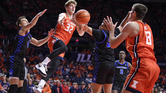 COLLEGE BASKETBALL: NOV 04 Eastern Illinois at Illinois 