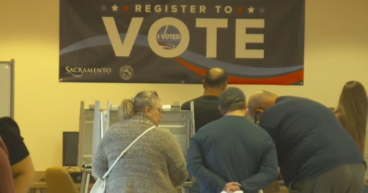 Closer look at early voting numbers on eve of Election Day in California