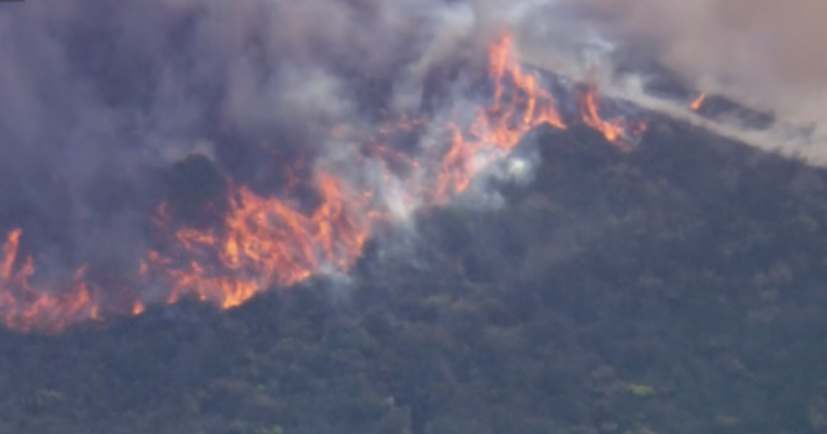 Mountain fire in Moorpark sparked by high winds and red flag warnings