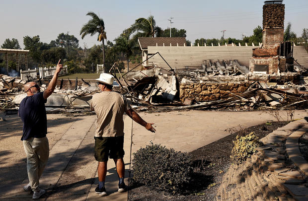 Mountain Fire Forces Evacuations And Threatens Homes In Southern California 