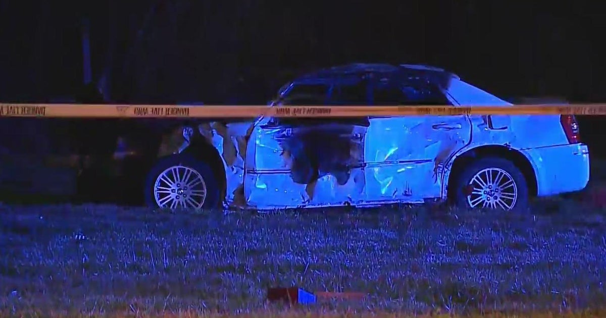 2 women killed in fiery crash on Detroit's east side - CBS Detroit