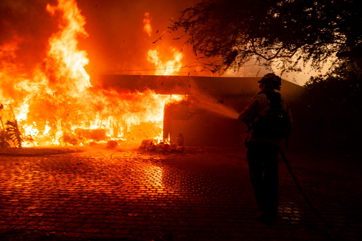 US-ENVIRONMENT-WEATHER-FIRE 